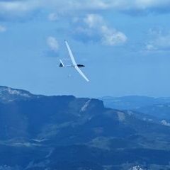 Flugwegposition um 09:41:59: Aufgenommen in der Nähe von Gemeinde Mariazell, 8630 Mariazell, Österreich in 1615 Meter